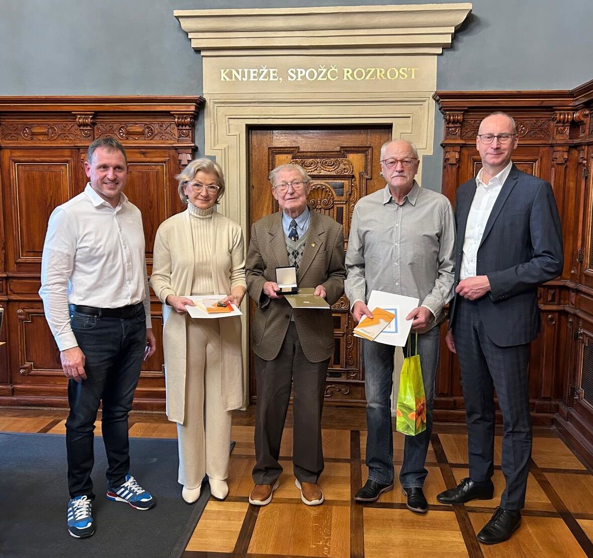 Knapp 200 Jahre ehrenamtliche Arbeit im Sport wurden geehrt